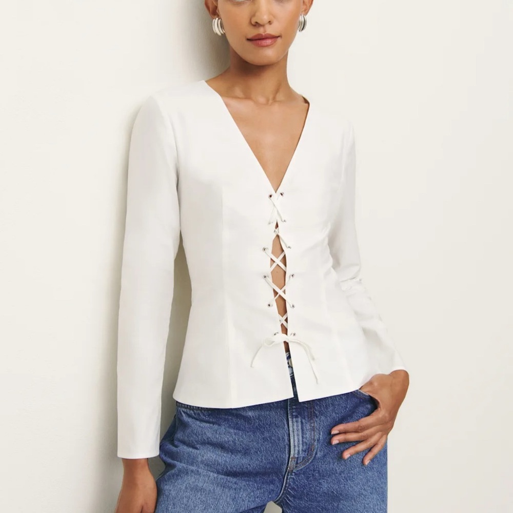 NWOT Tye-up Caci Top